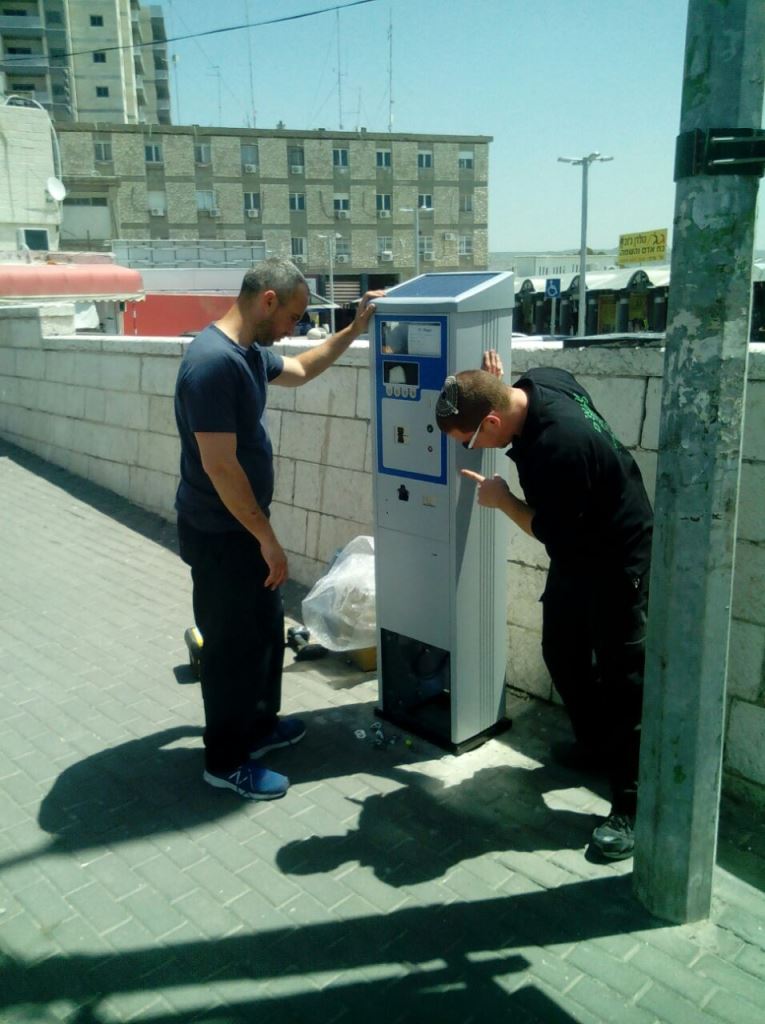 התקנת המדחנים בפעולה