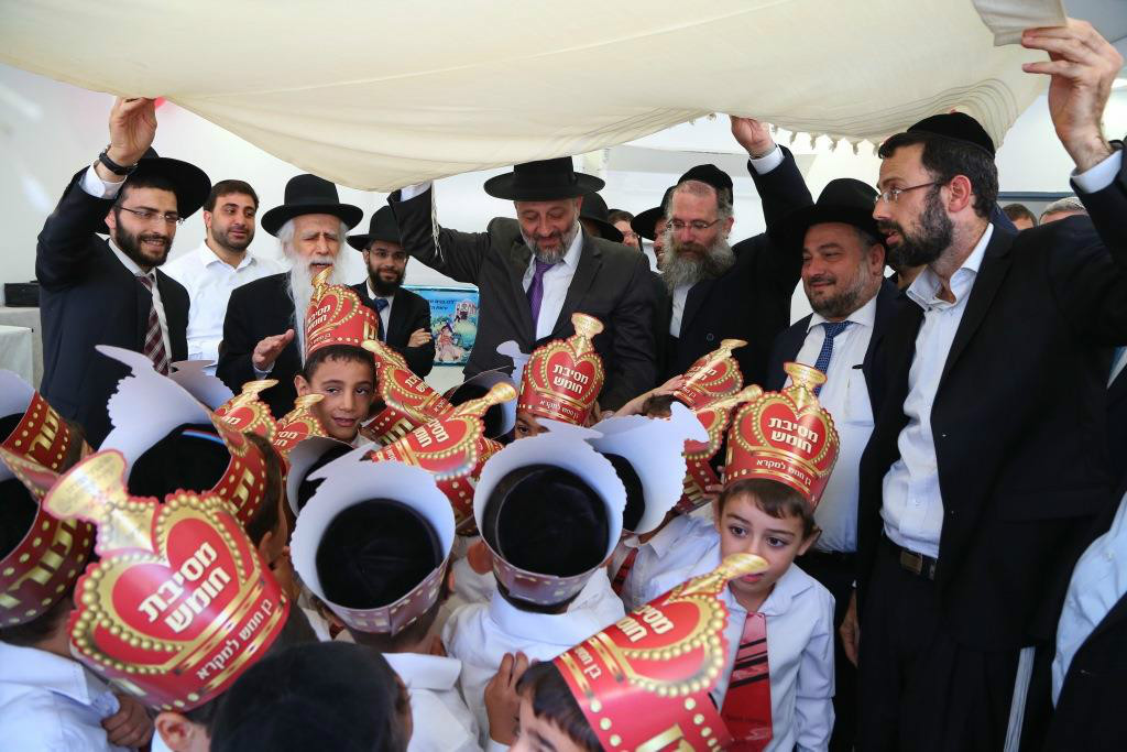 ברכת הכוהנים ביחד עם התלמידים