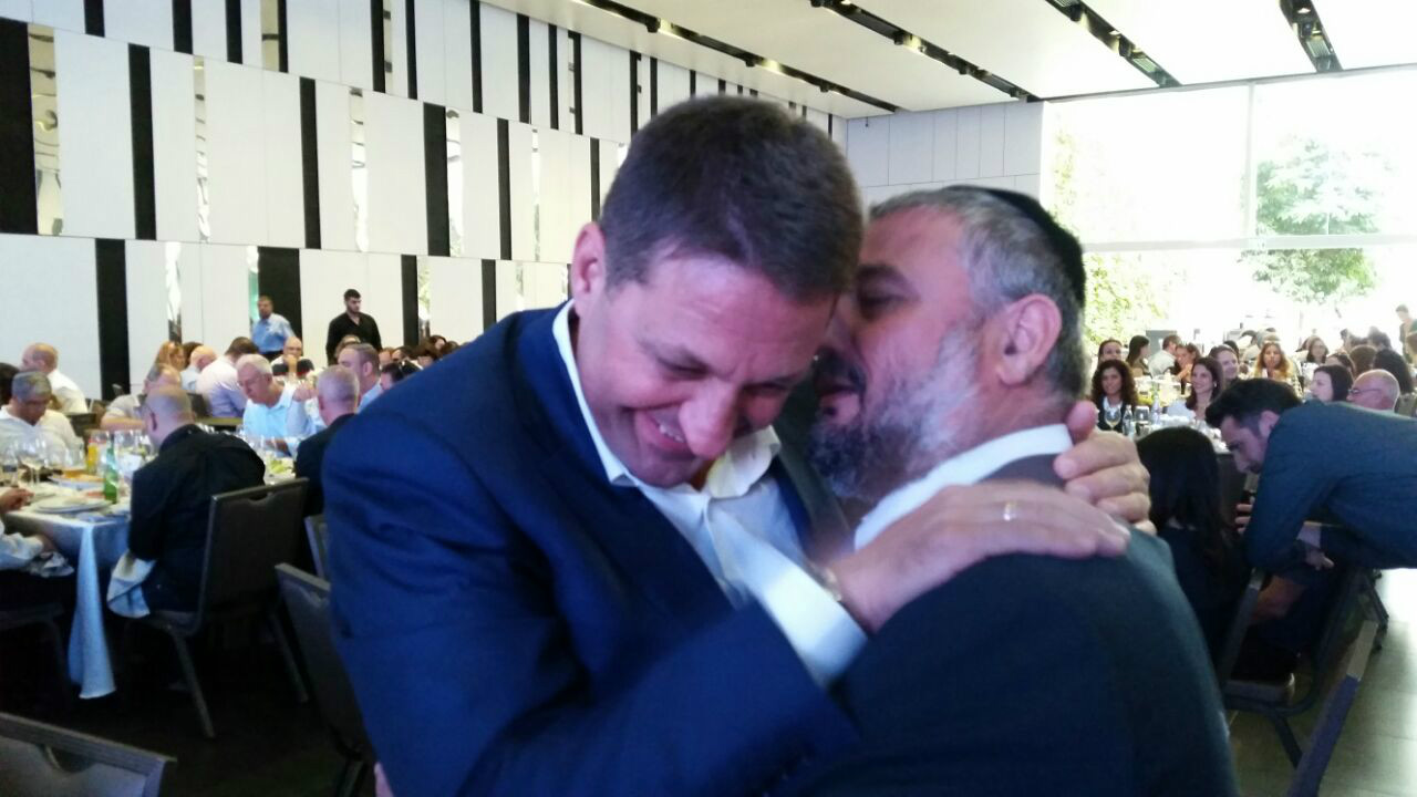 ראש העיר משה אבוטבול  עם יו