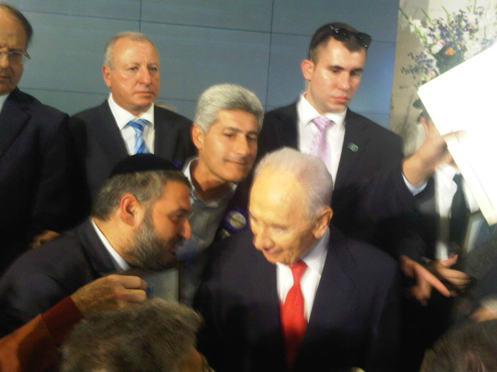 שמעון פרס ז"ל בביקורו בבית שמש